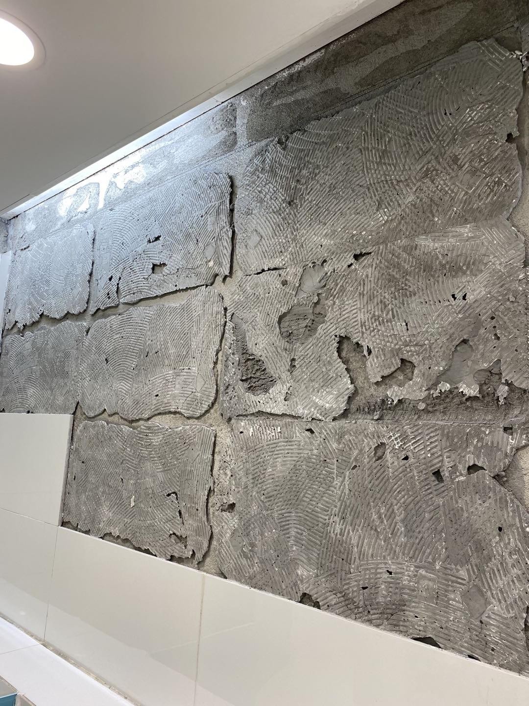 厨房墙砖空鼓怎么处理好视频(装修厨房墙瓷砖空鼓什么原因导致)