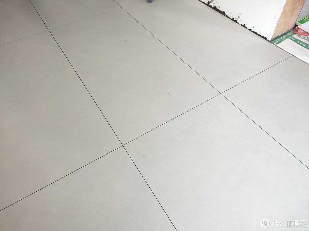 瓷砖切割费一般多少钱(瓷砖切割费用将近2000) 瓷砖切割费一般多少钱(瓷砖切割费用将近2000)